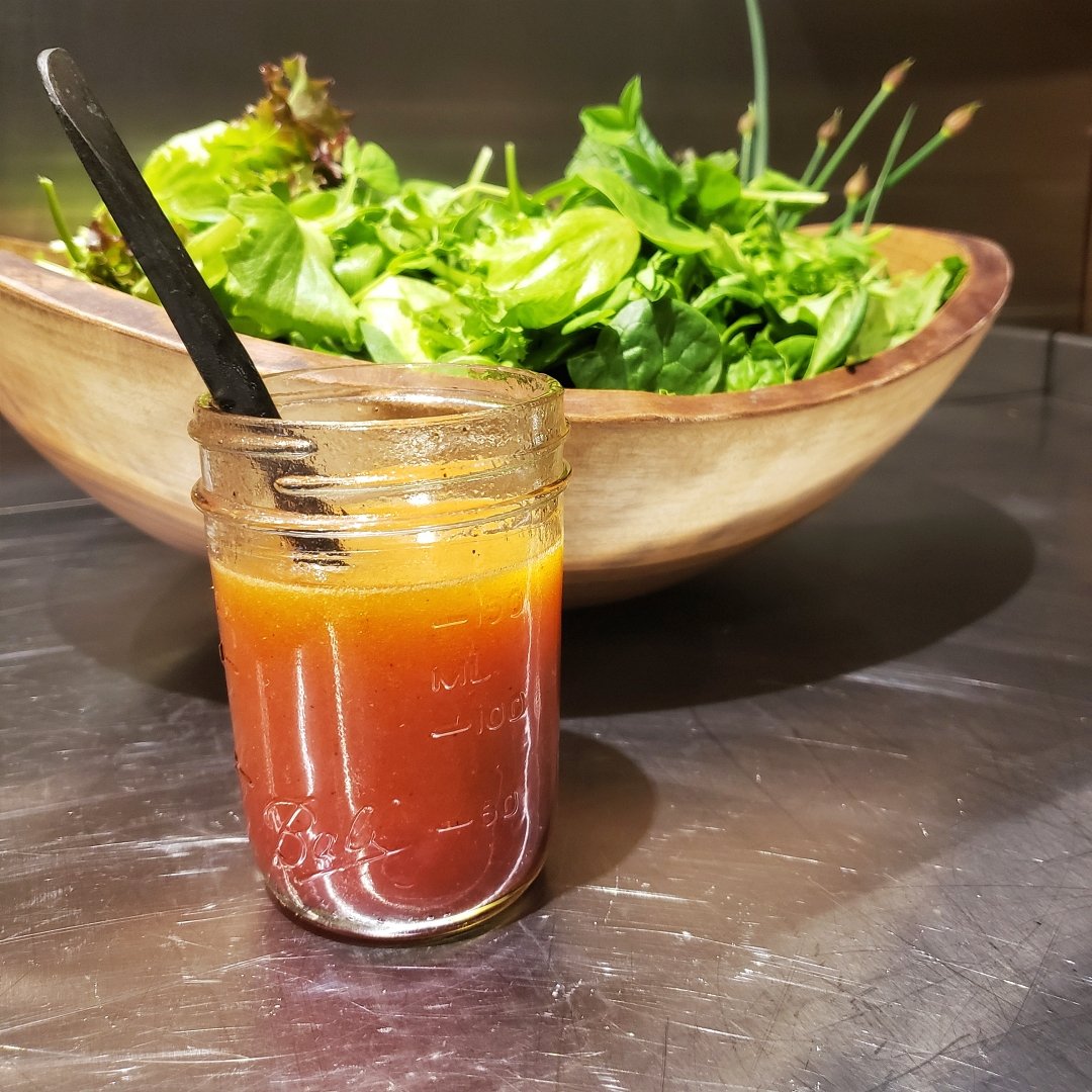 Salad wooden bowl + Dressing in mason jar + spoon