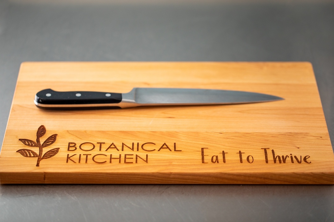 Chef's Knife - Eat to Thrive